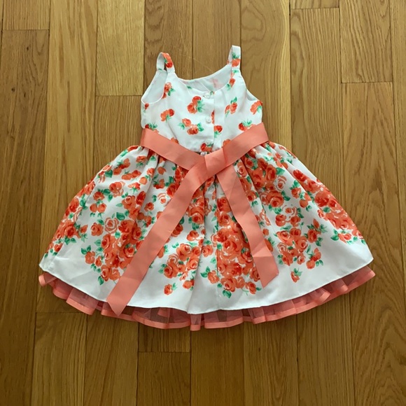 Adorable kids dress - Picture 6 of 7